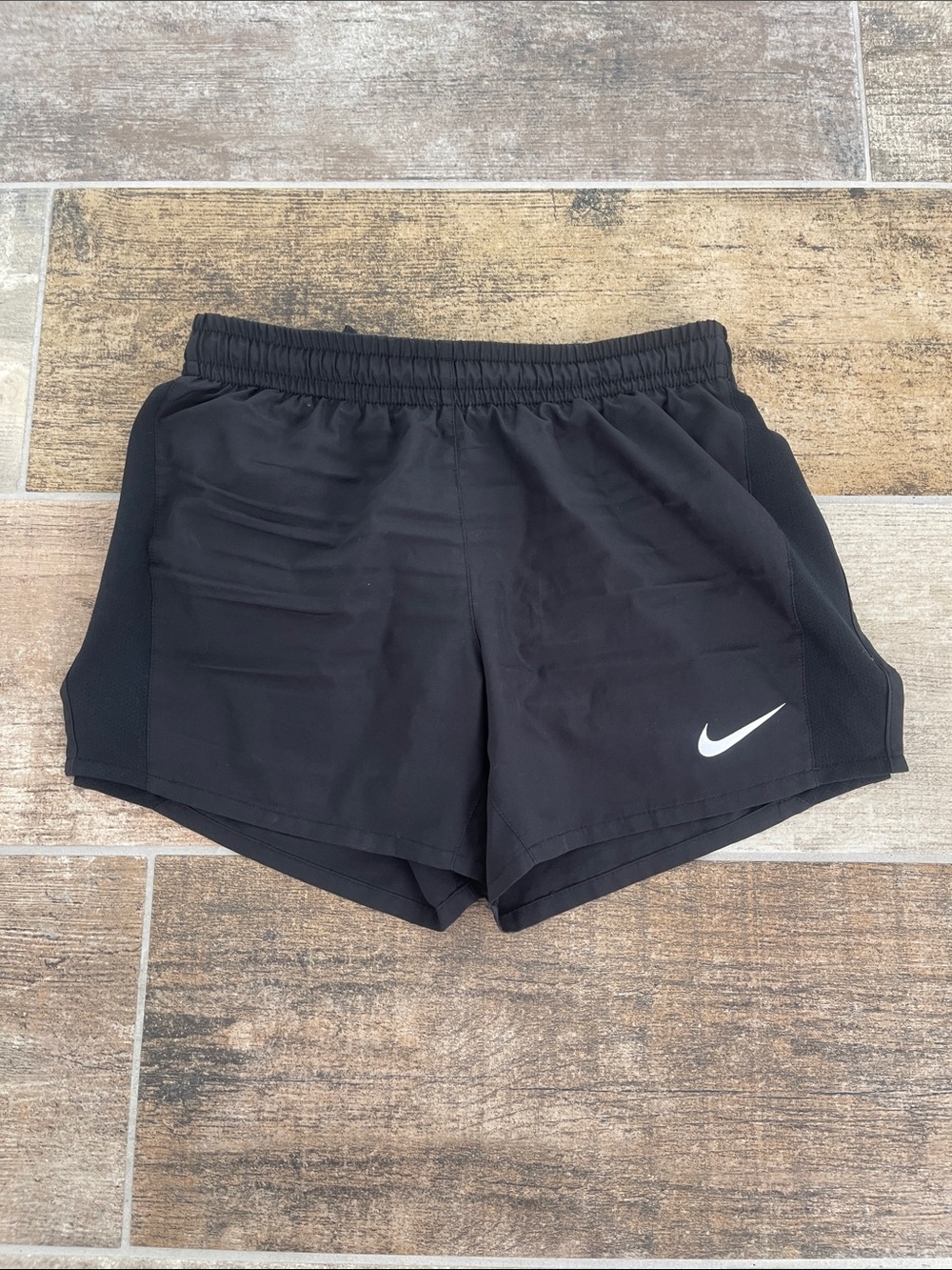 Nike Black Athletic Shorts with Elastic Waist Lined Boys Size Large L